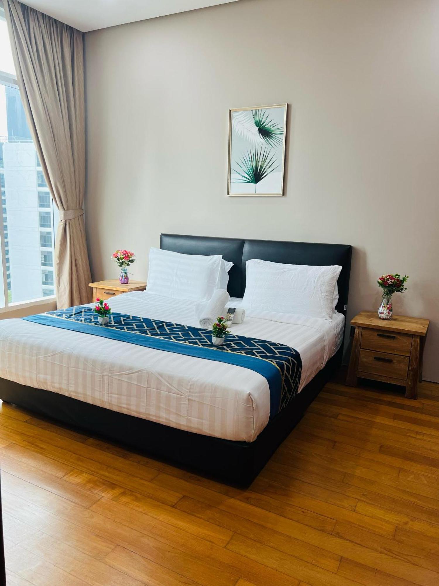 Soho Suites Klcc By Comfort Suites กัวลาลัมเปอร์ ภายนอก รูปภาพ