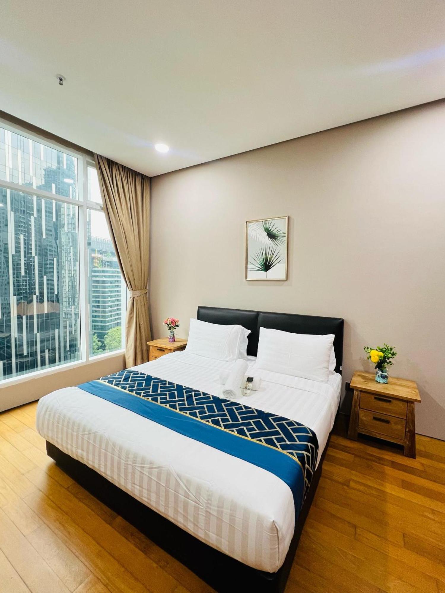 Soho Suites Klcc By Comfort Suites กัวลาลัมเปอร์ ภายนอก รูปภาพ